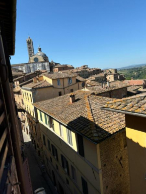 Casa Gaia - antica in pieno centro Siena
